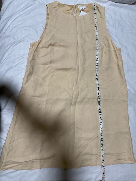 H&M Dresses & Skirts - Sleeveless Light yellow Dress